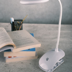 Simple Rechargeable Desk Lamp