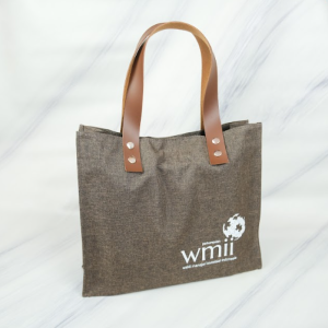 Simple tote bag w/leather handle